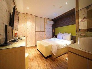 Hotel Shinchon Y *