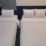 Shinchon Y Hotel
