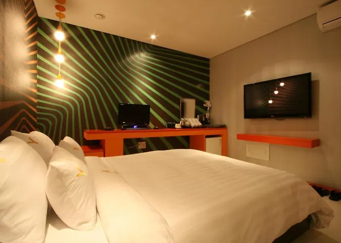 Shinchon Y Hotel