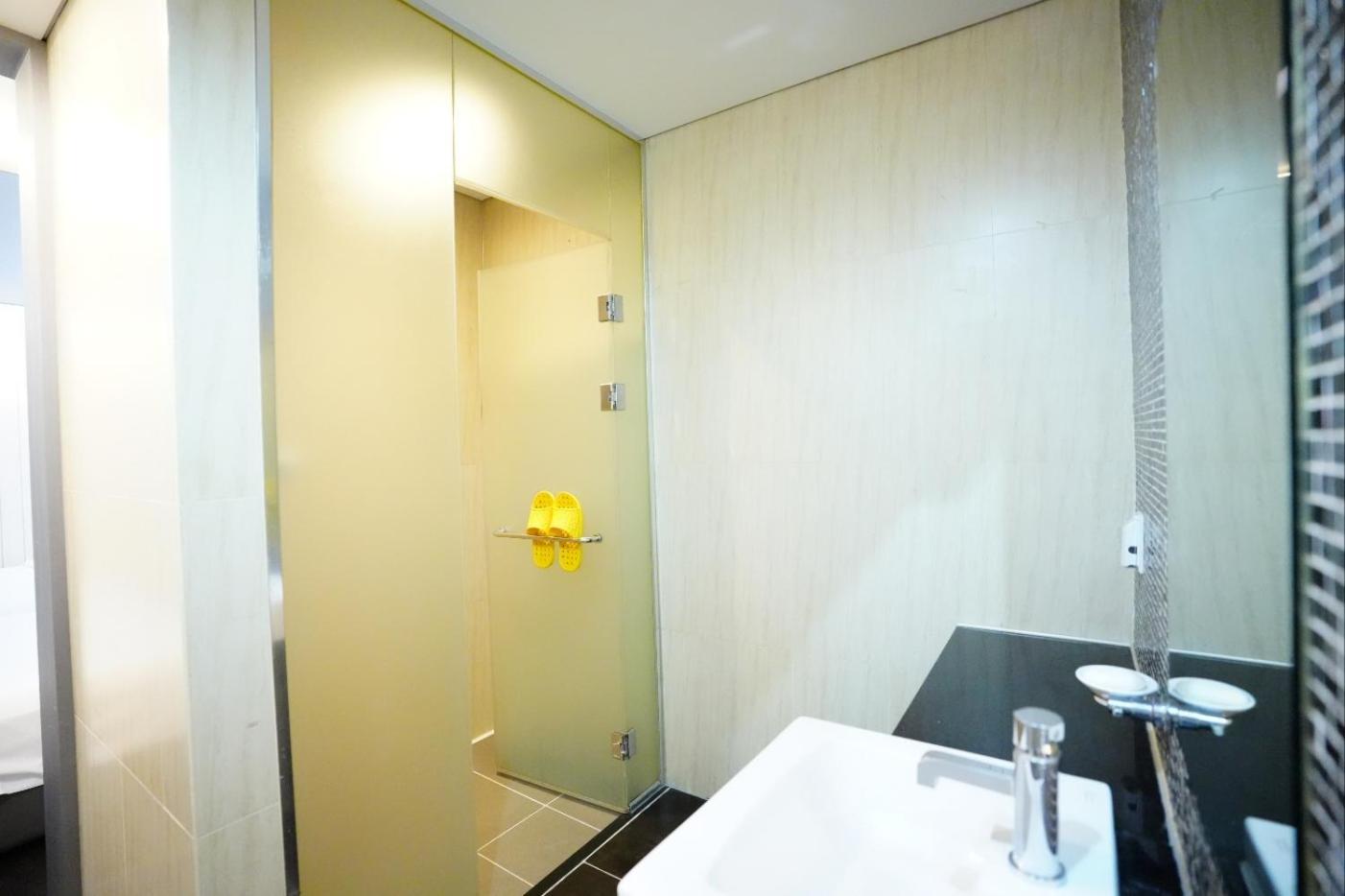 Shinchon Y Hotel Seoul
