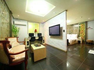 Shinchon Y Hotel Seoul