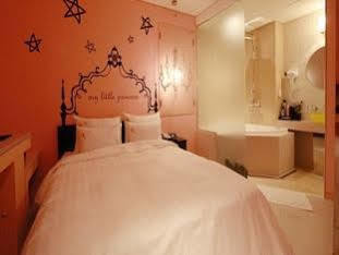 Hotel Shinchon Y